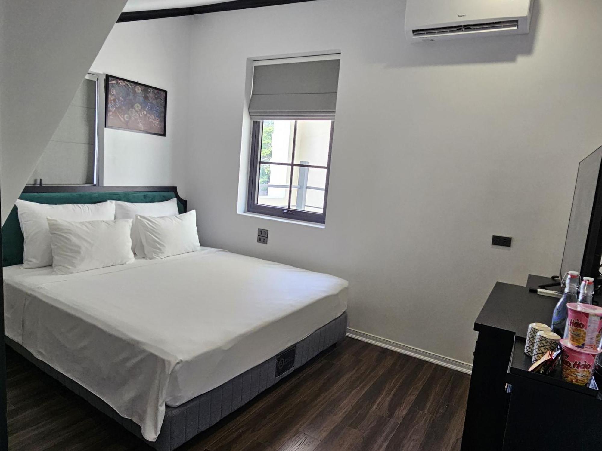 Elegant Boutique Hotel Hạ Long Chambre photo