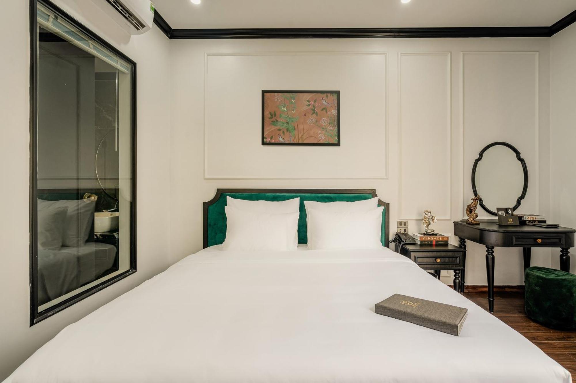 Elegant Boutique Hotel Hạ Long Extérieur photo